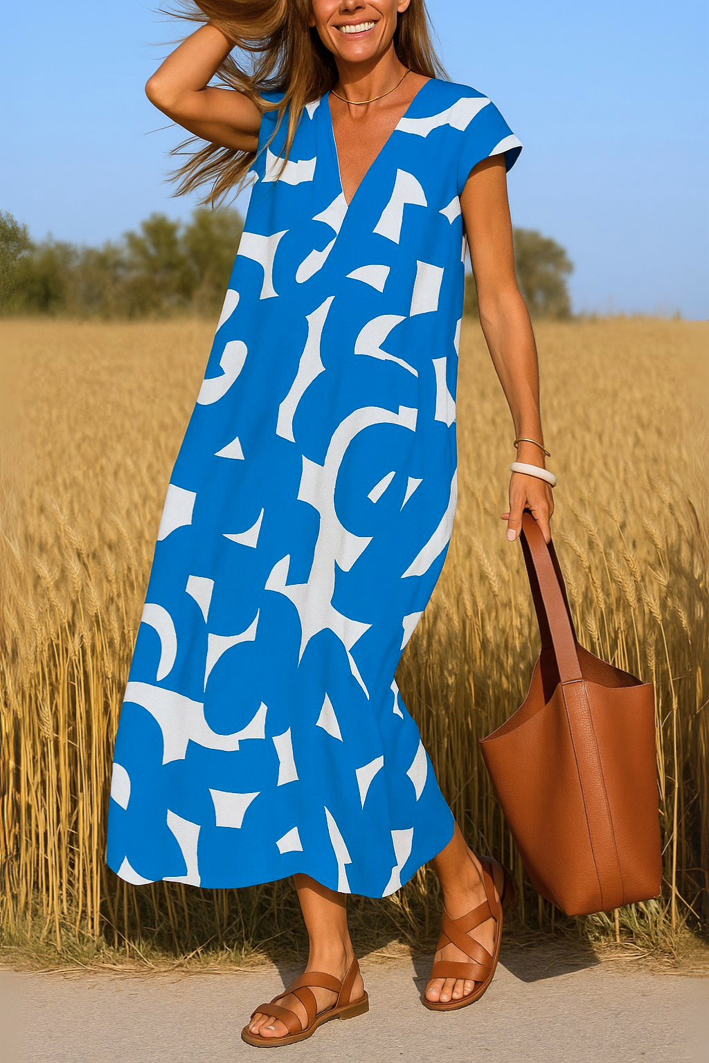 Ellen | Dress with print and V-neck