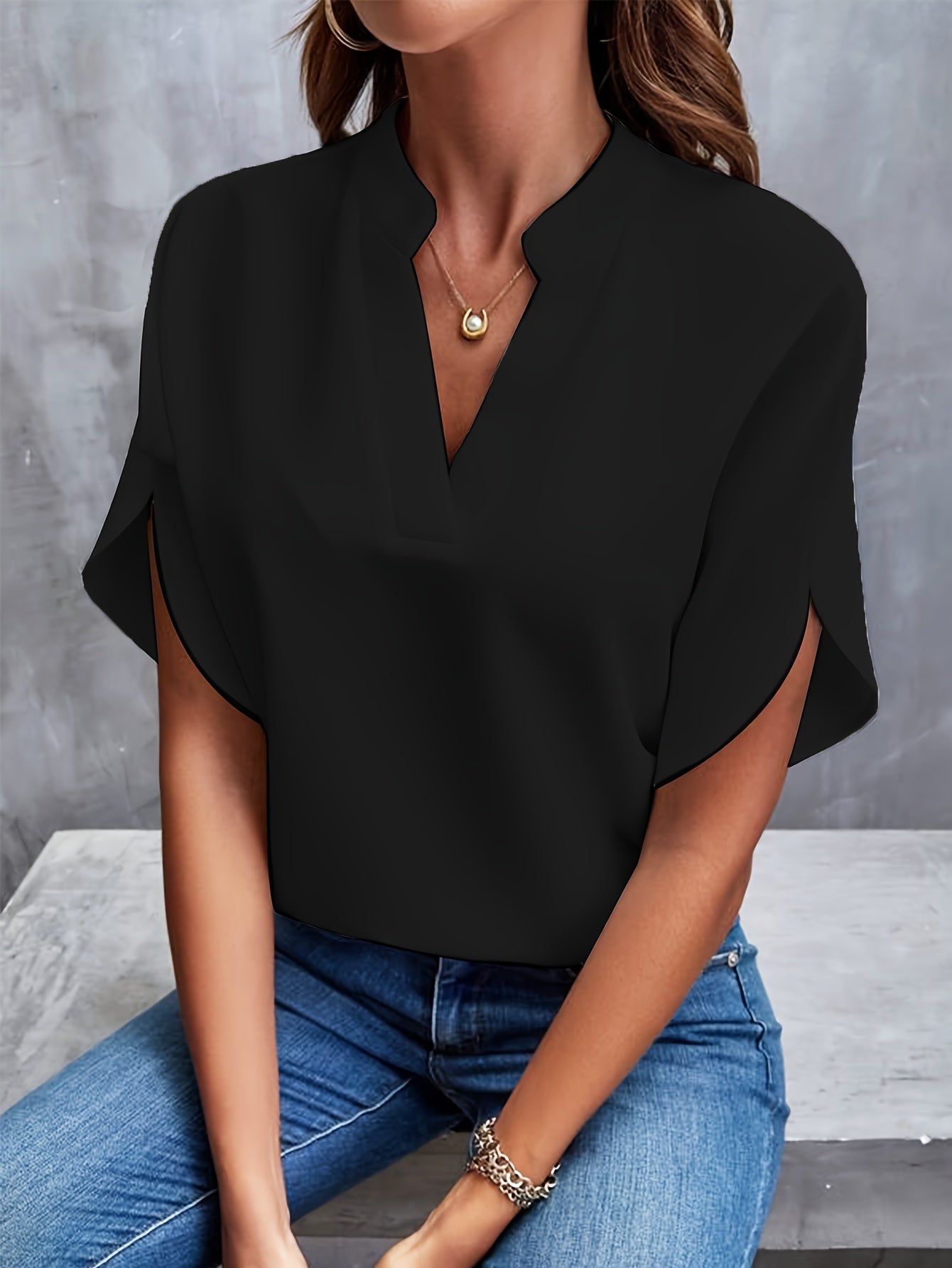 Vivi | Elegant Lightweight Blouse for Women