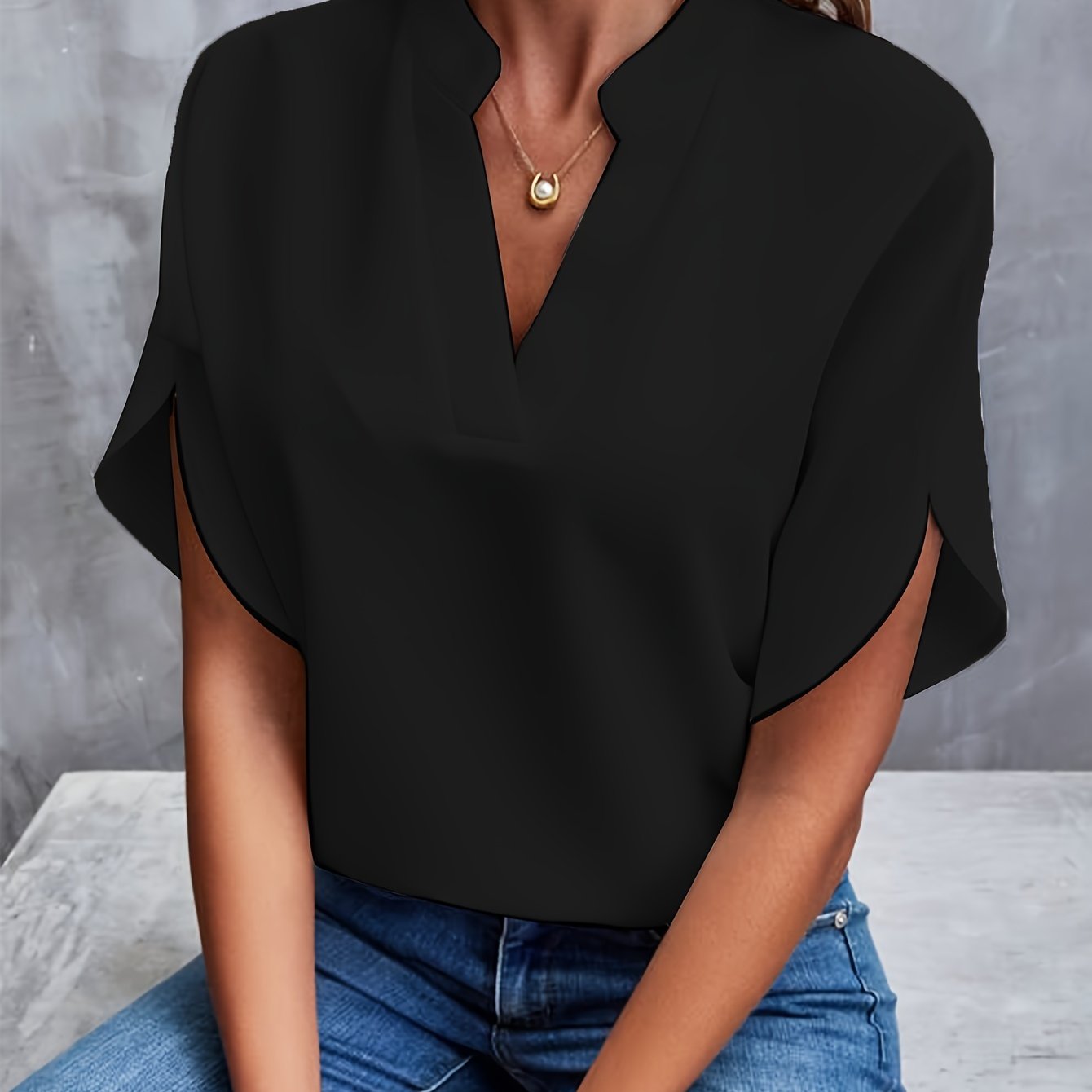 Vivi | Elegant Lightweight Blouse for Women