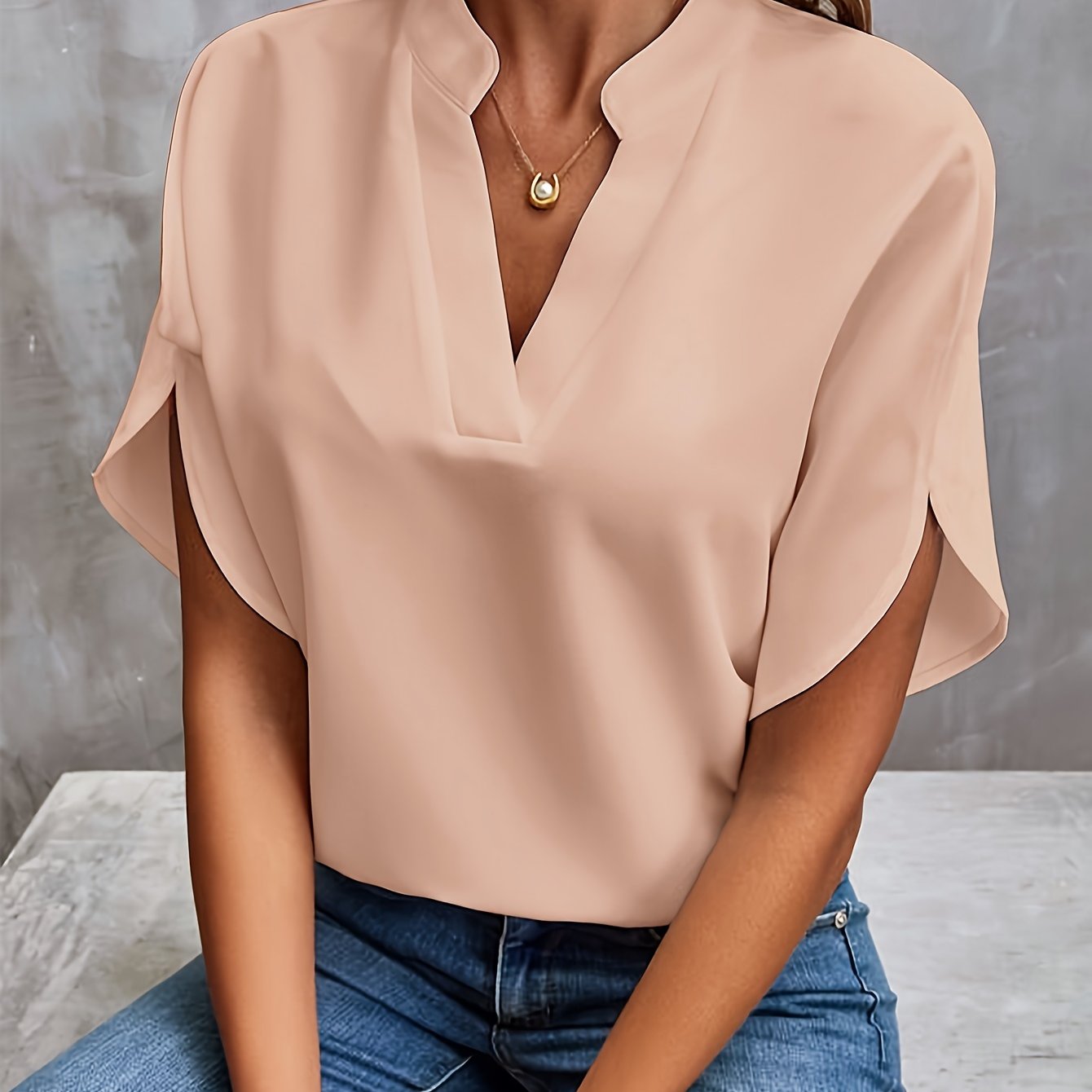 Vivi | Elegant Lightweight Blouse for Women