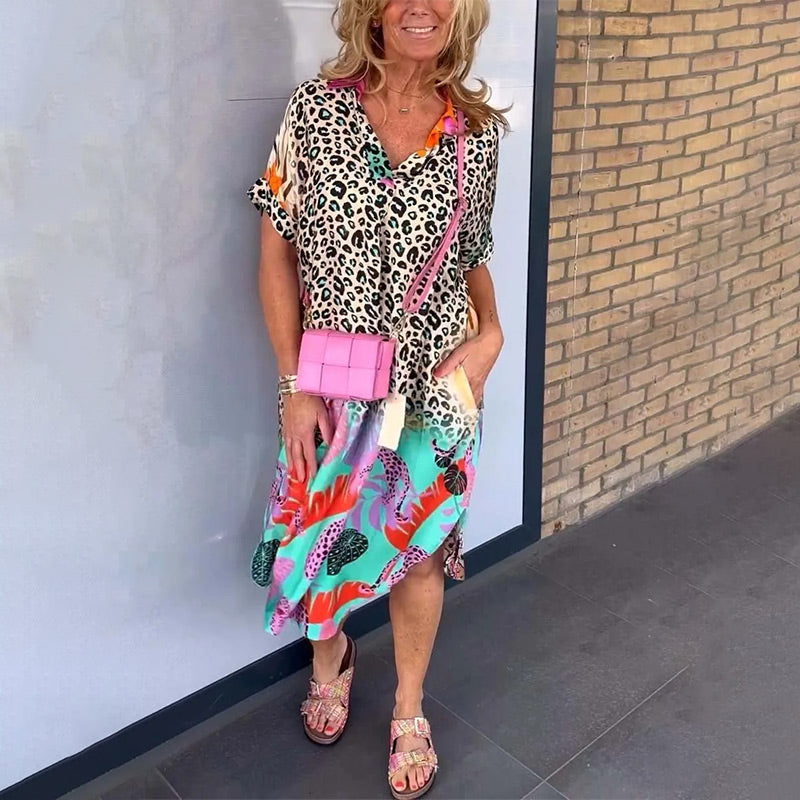 Airy, loose dress with print and V-neck