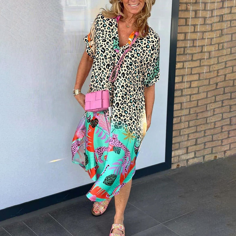 Airy, loose dress with print and V-neck